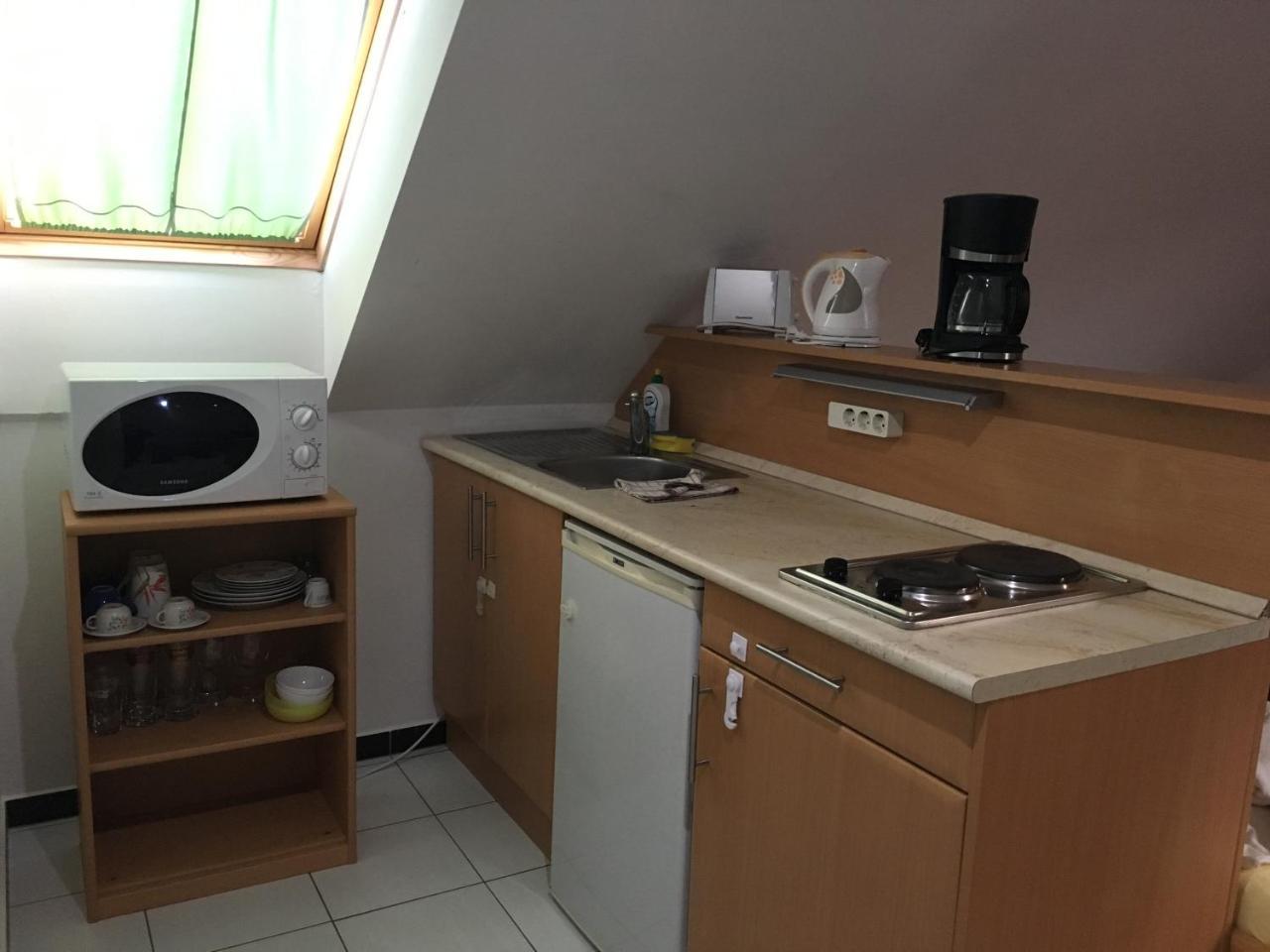 Mary Apartmanhaz Heviz Exterior photo